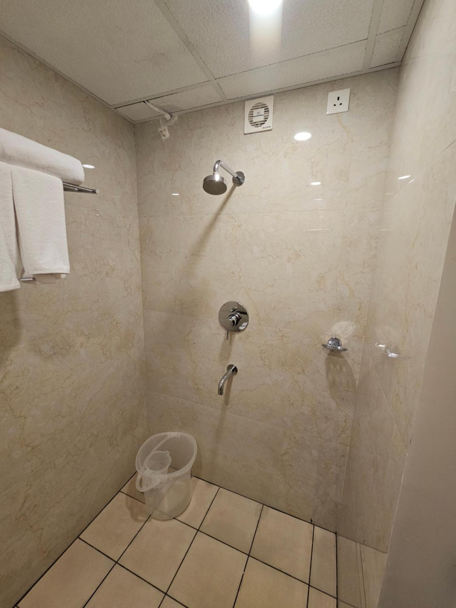 Hotel Pl Grand カライクディ エクステリア 写真