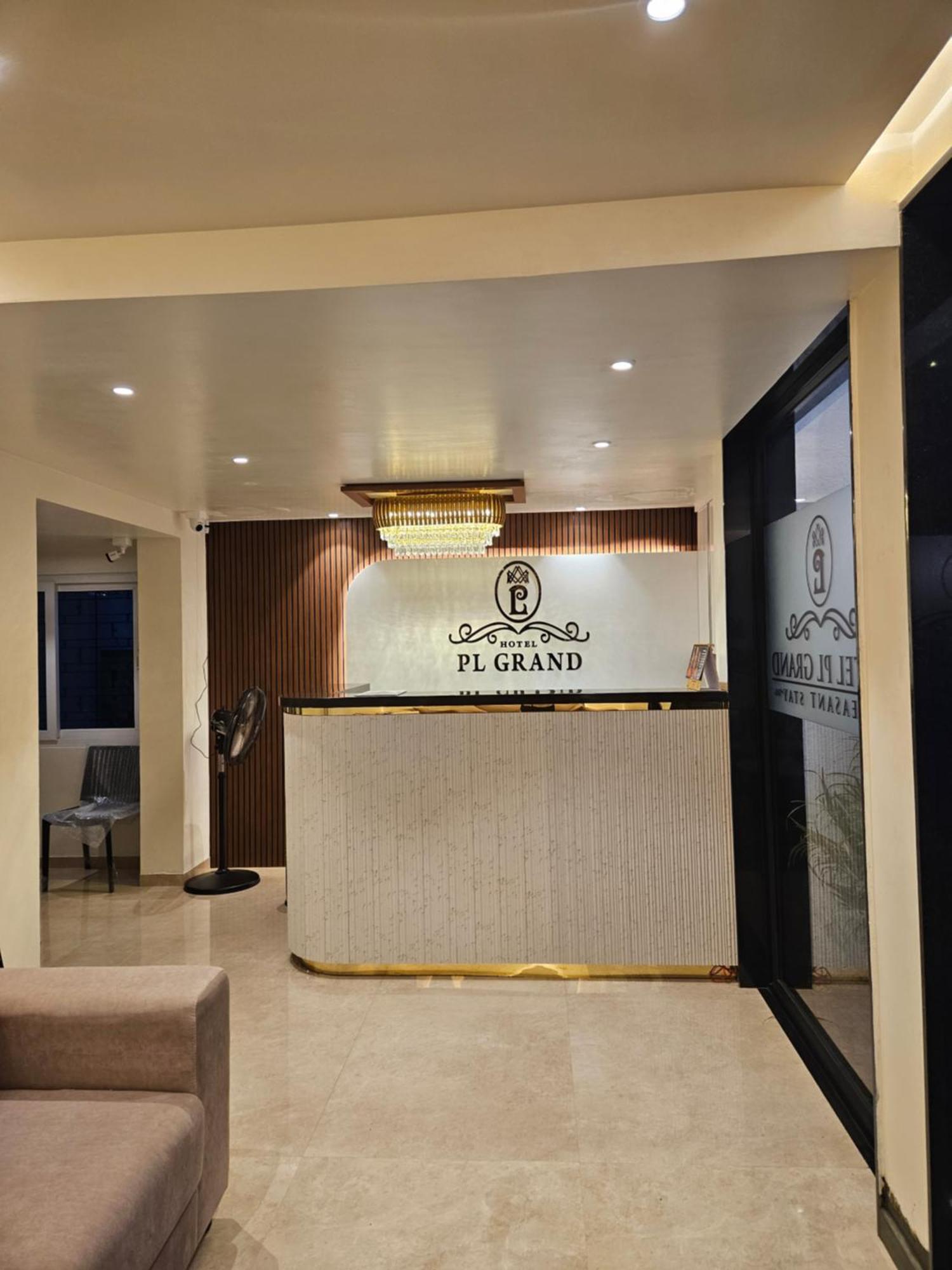 Hotel Pl Grand カライクディ エクステリア 写真